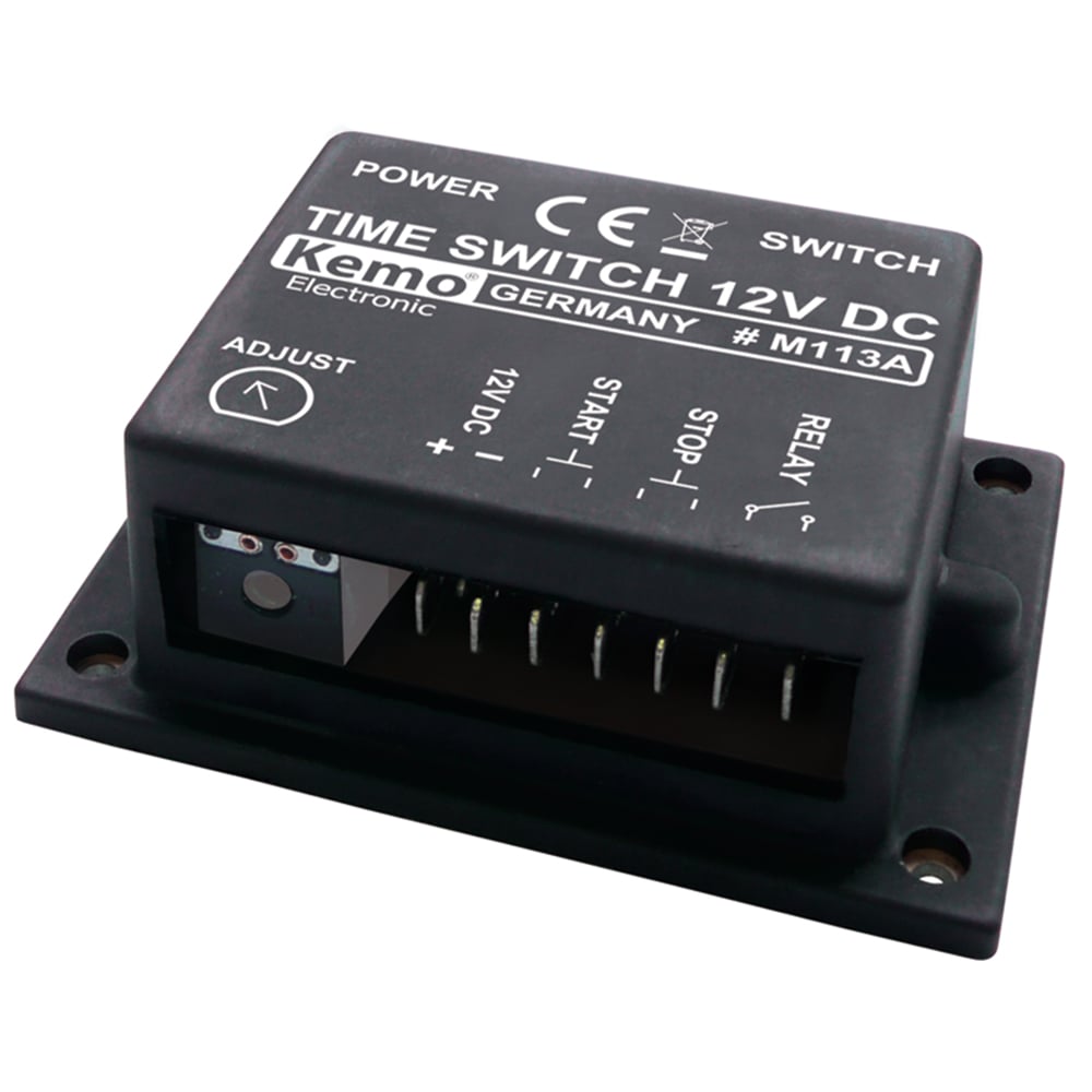 Schrägansicht des schwarzen Kemo M113A Zeitschalters mit Montagelöchern