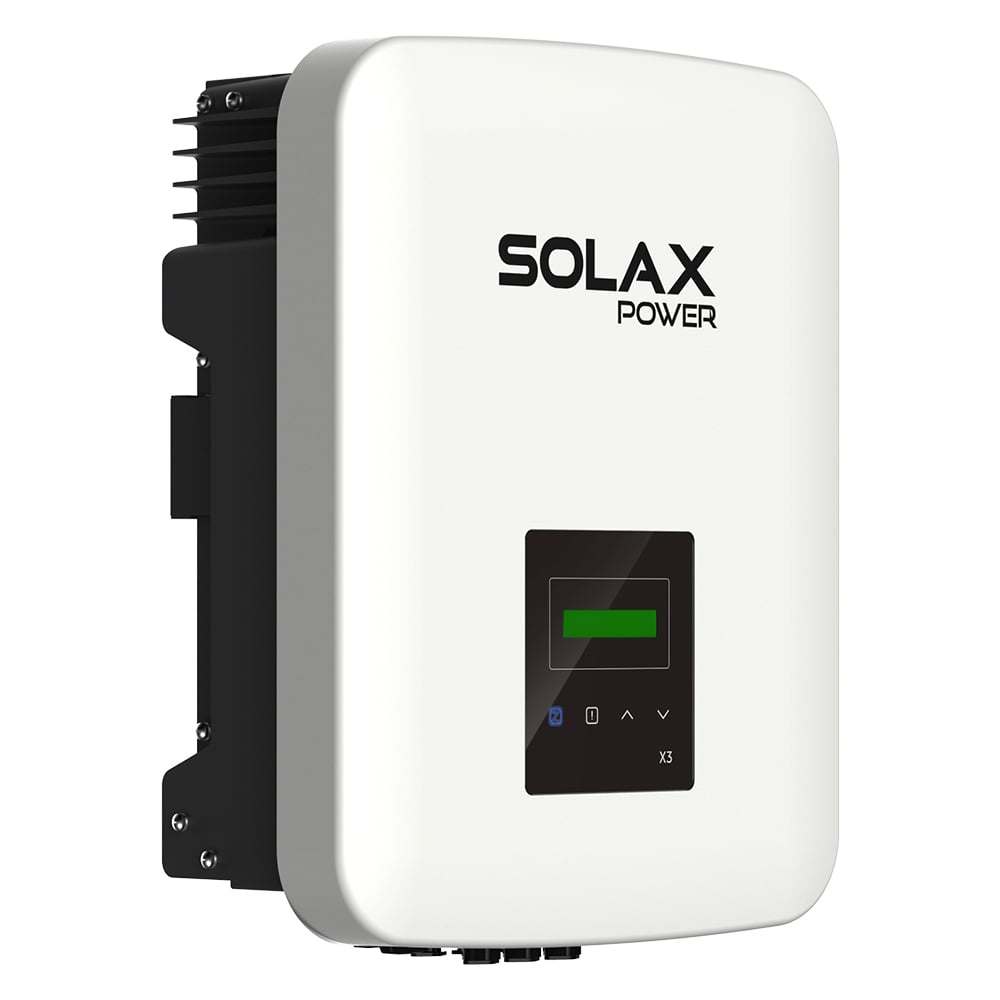 Schrägansicht von links: Solax X3-MIC-6.0K-G2 Inverter, weiß-schwarz mit Logo, Bedienfeld, Display und Anschlüssen