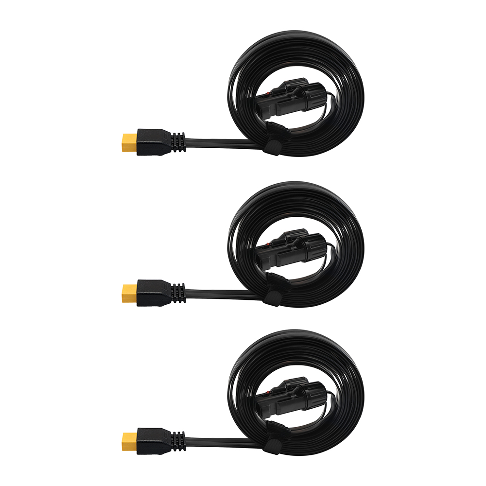Drei schwarze, superflache Offgridtec XT90 zu PV-Stecker Verbindungskabel; drei Stück untereinander dargestellt