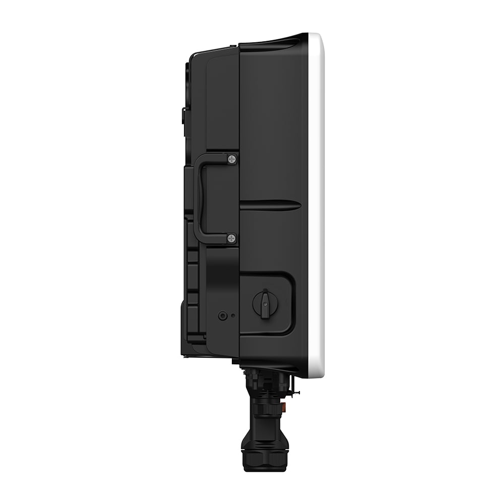 Seitenansicht von links: schwarzer Griff und untere Anschlüsse des Solax X3 HYBRID G4 PRO 15kW Wechselrichters sichtbar