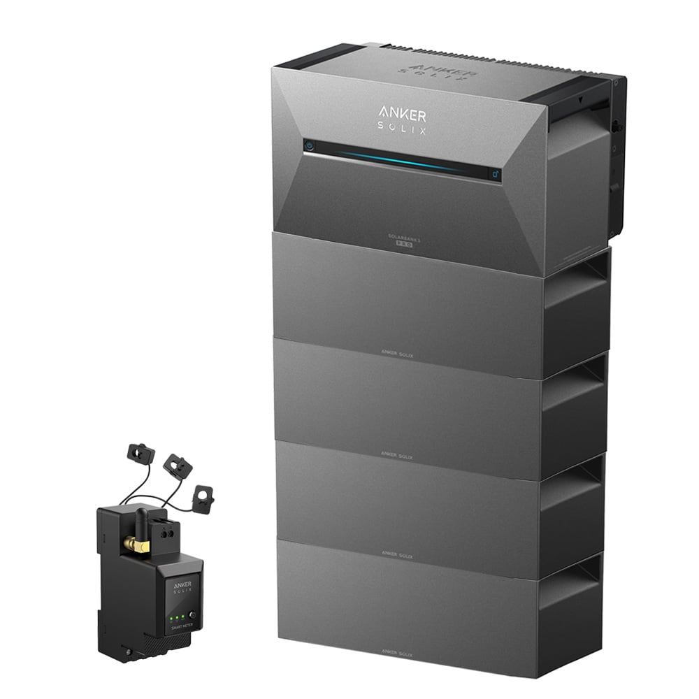 Setansicht: Anker Solix Stromzähler + 3 Stromwandler, daneben die Solix 3 Solarbank Pro E2700 mit 4 Erweiterungsbatterien