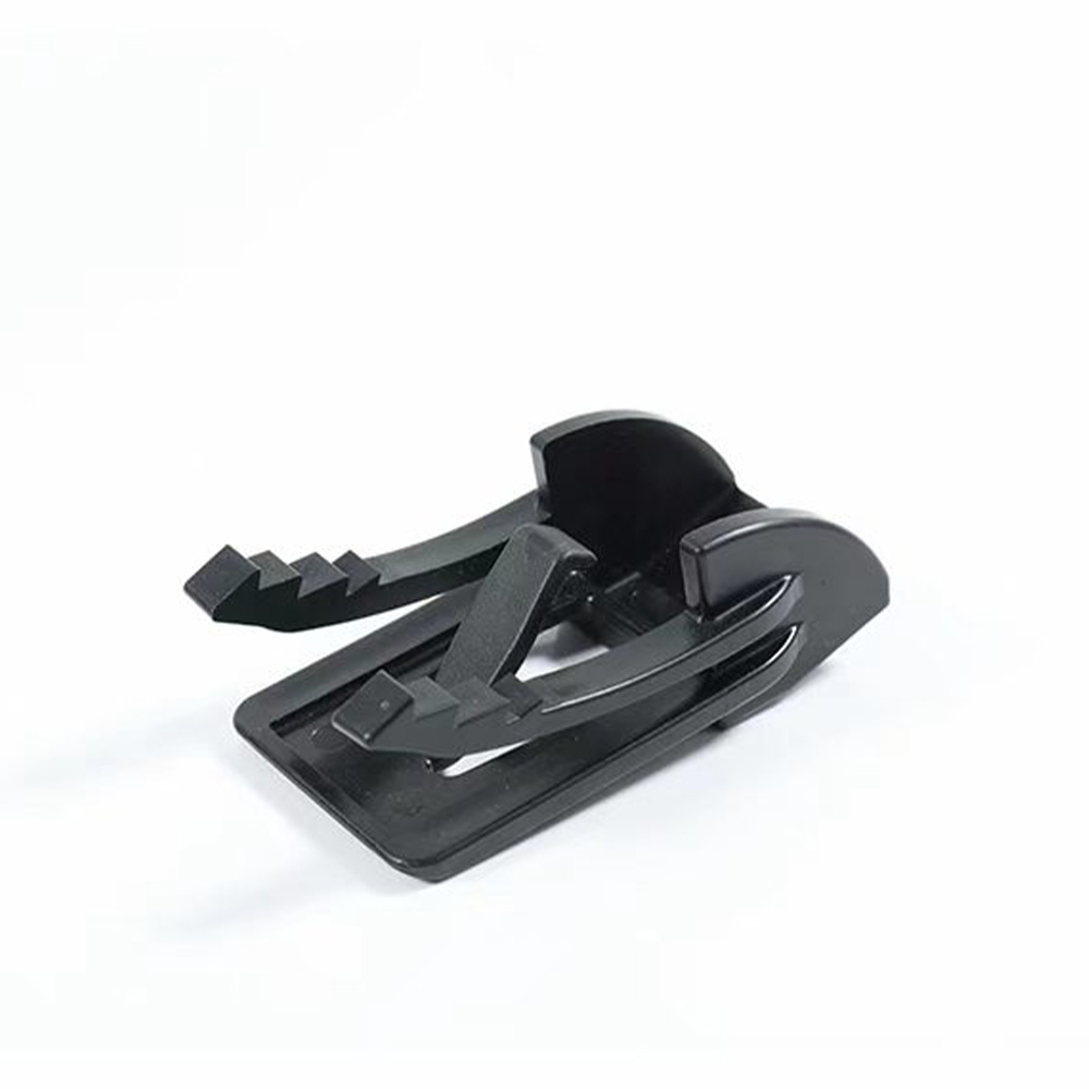 Schneefangclip liegende Ansicht in schwarz