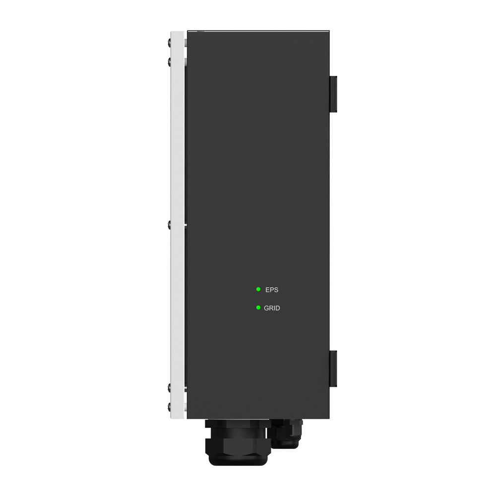 Rechte Seite der Solax X3-PBOX-300kW-G2 mit Kabelverschraubungen unten und LED-Anzeige seitlich