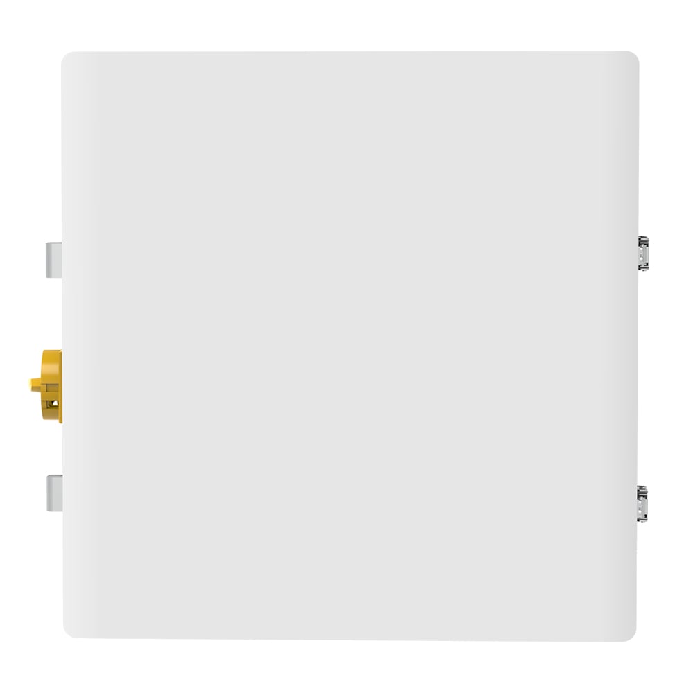 Frontansicht der weißen Solax X3-Matebox V1.4 Advanced; seitlich sind Verriegelungen sichtbar