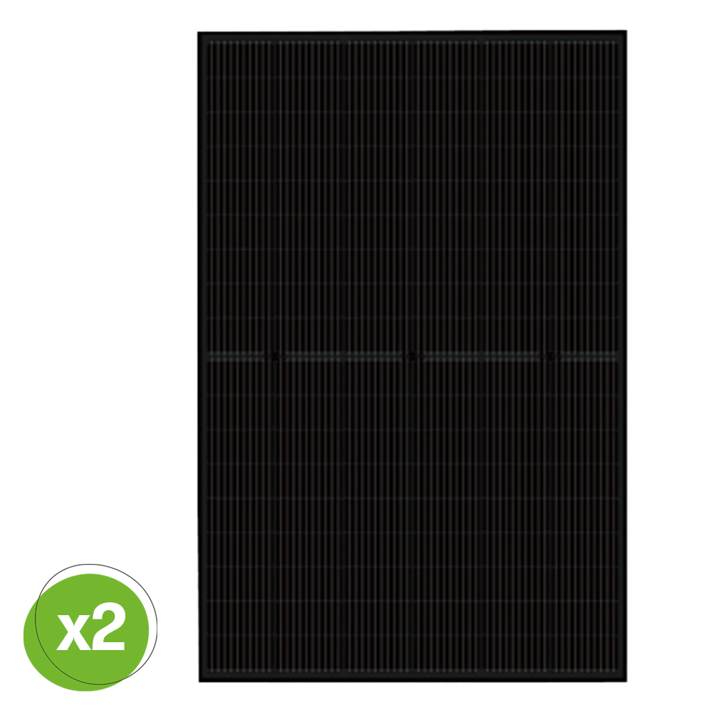 Frontansicht: Luxen 450W Full-Black Solarmodul, unten links ist ein grüner Kreis mit x2