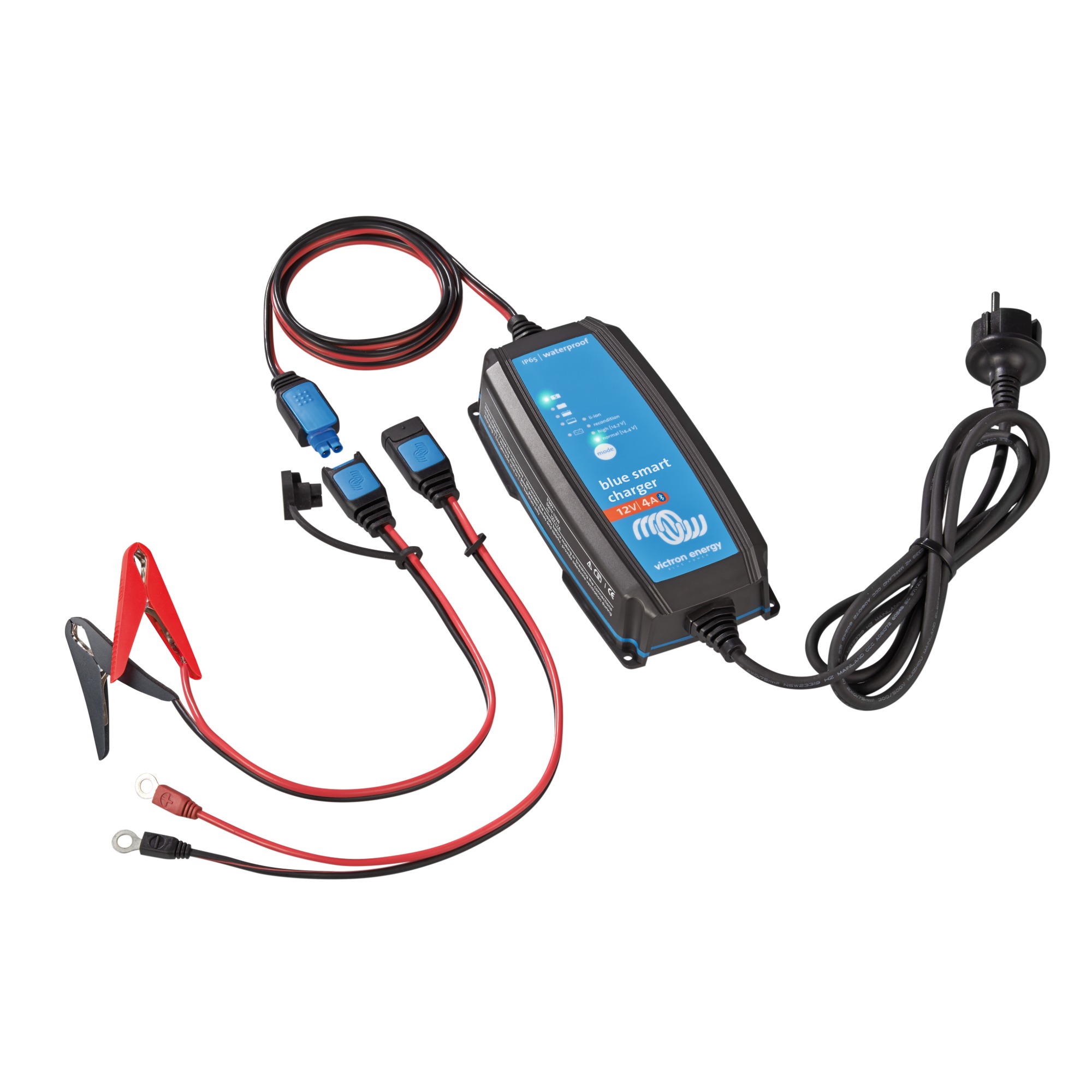 Victron Blue Smart IP65 Batterieladegerät 12/4 Schrägansicht mit Zubehör