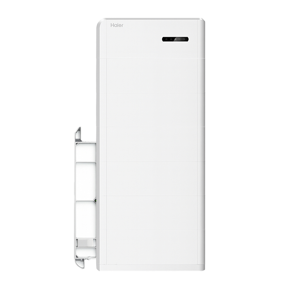 Weißes Haier Smart Cube Speichersystem mit Smart Cube Wechselrichter, DC-Ladegerät, 6 Batteriemodulen und Montagekit